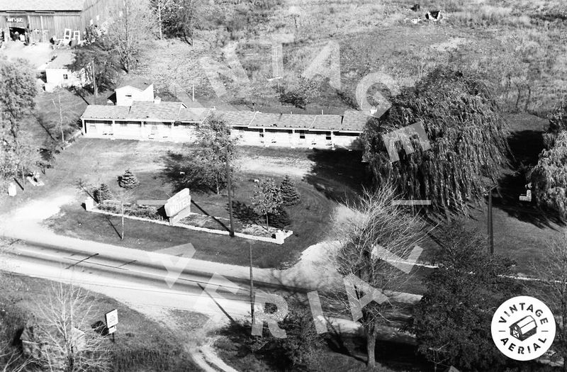Siesta Motel - 1964 Aerial (newer photo)